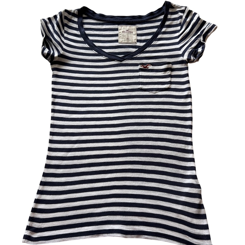 Hollister Y2K Striped V Neck Baby Tee XS Pocket Logo Preppy Coastal Nautical Top